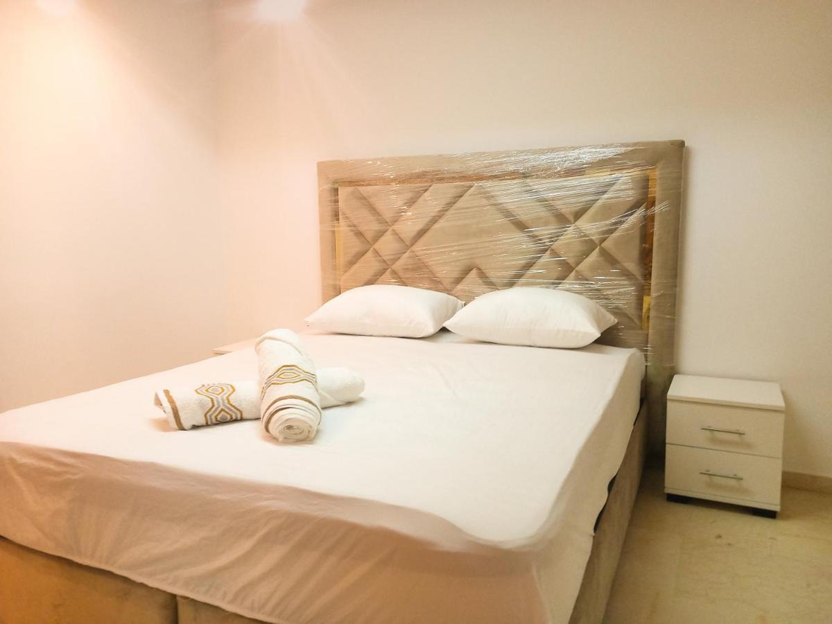 Nouveau Appartement Au Centre Ville En Face Hilton Tangier Bagian luar foto